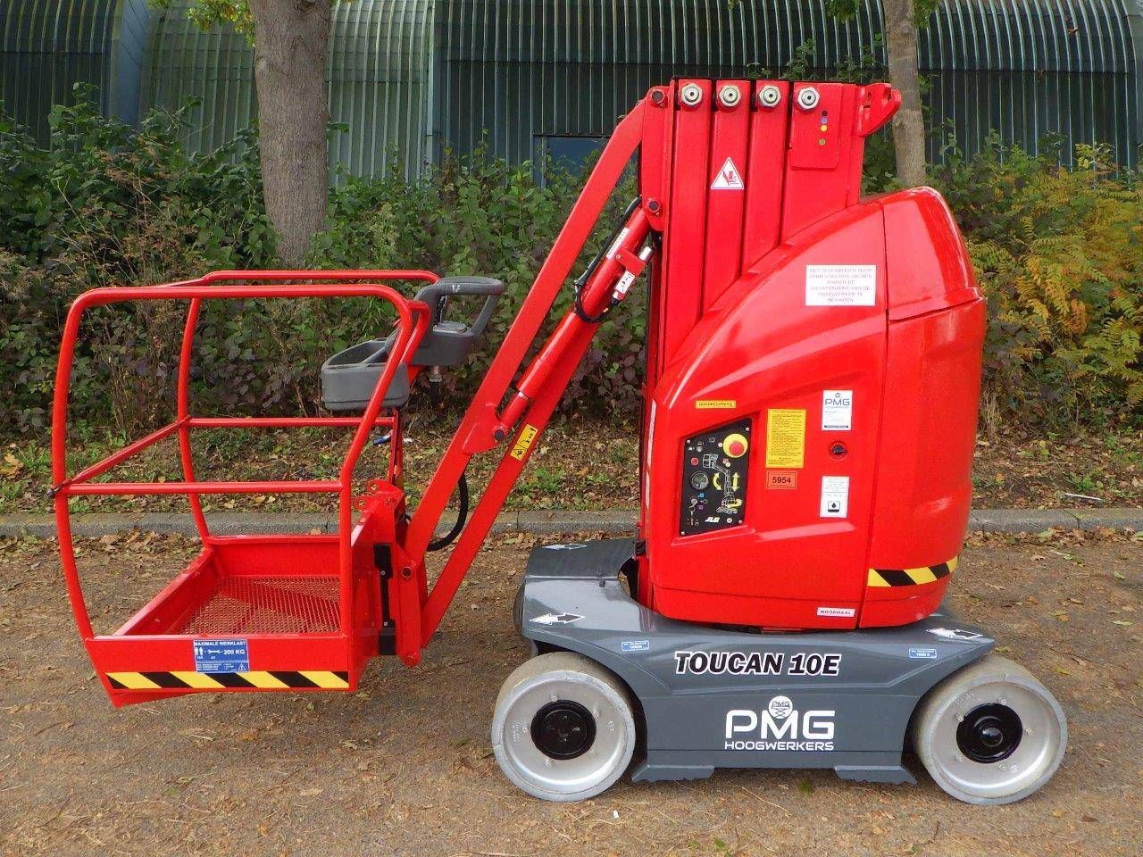 Mast lift Toucan 10E Electric 10.10m 2013