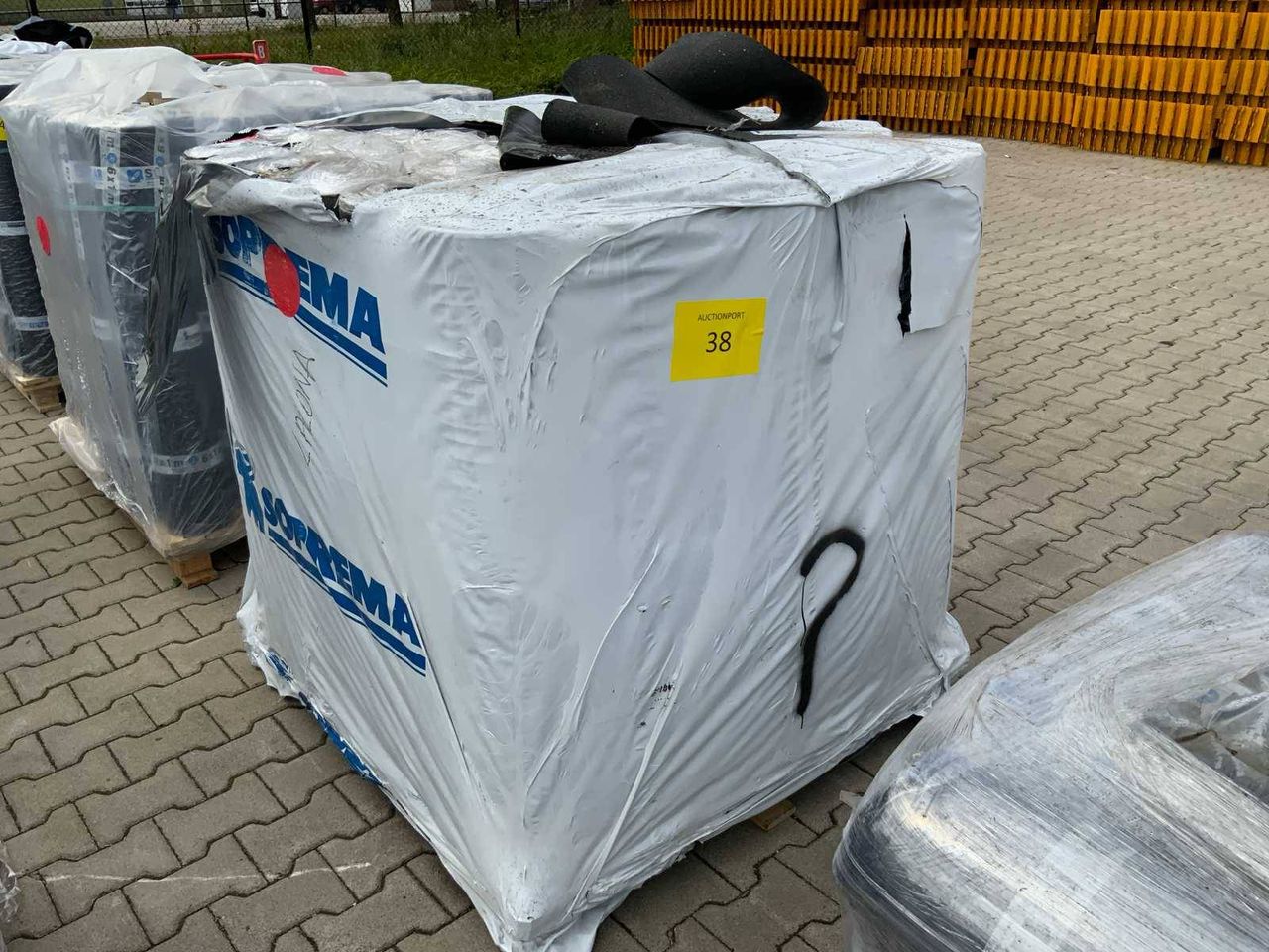 Pallet Roofing New