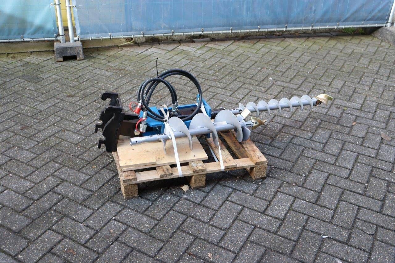 Earth drill CW00 with drill 100mm and 150mm for mini excavator New