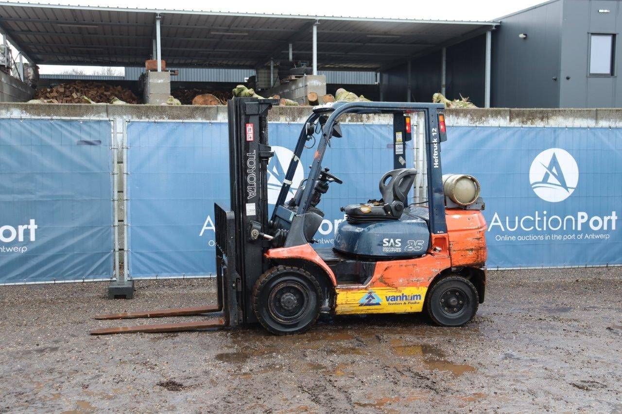 Forklift Toyota 42-7FGF20 LPG 2000kg