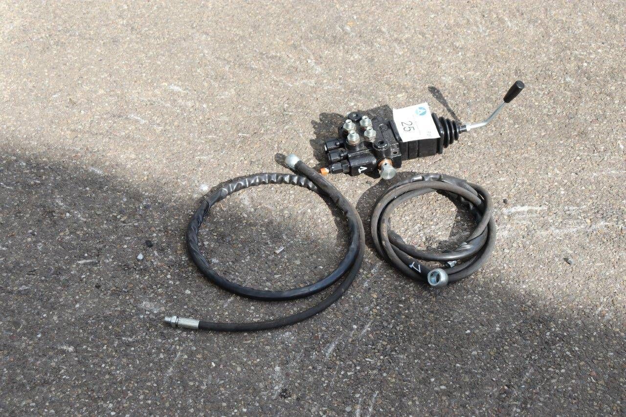 Hydraulic Control Valve for Front Loader New (Margin)