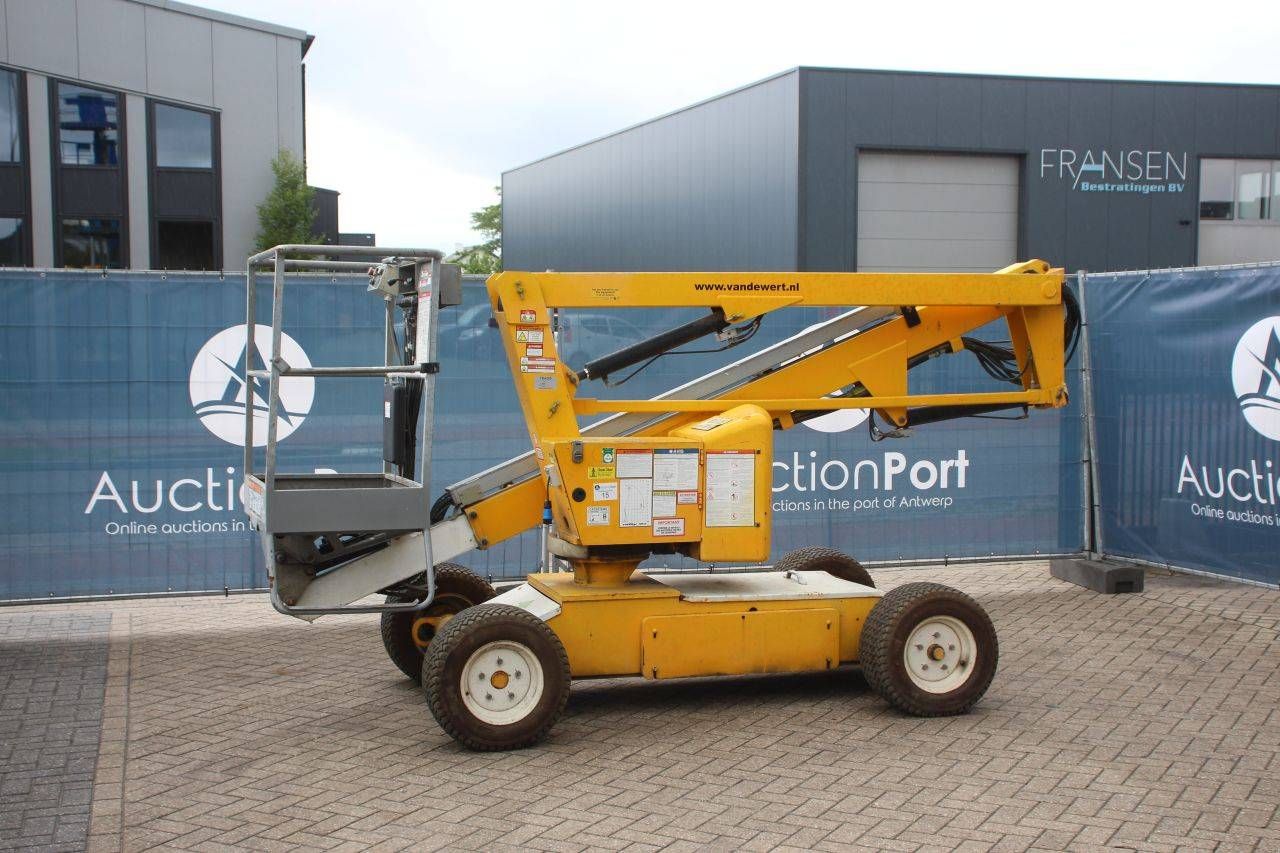 Nifty HR12NE Elektrische Gelenkteleskoparbeitsbühne 200 kg 12 m 2011