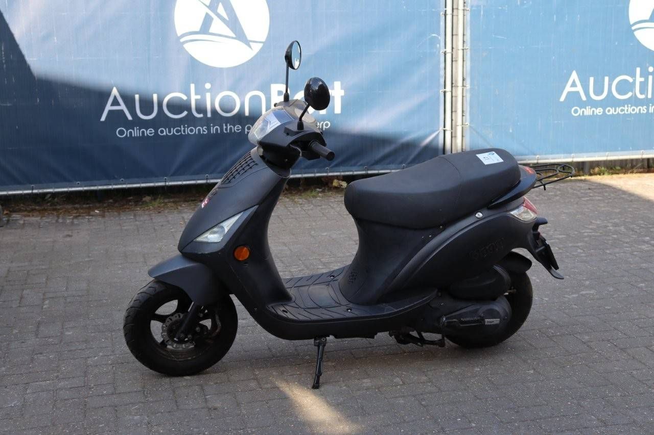 Scooter AGM SP 50 Petrol 2pk 2014 (Margin)