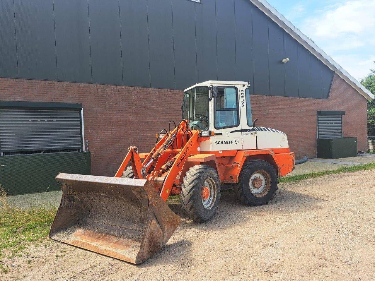 Shovel Schaeff SKL 833 Diesel