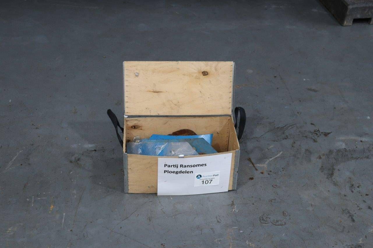 Party Ransomes Team Parts