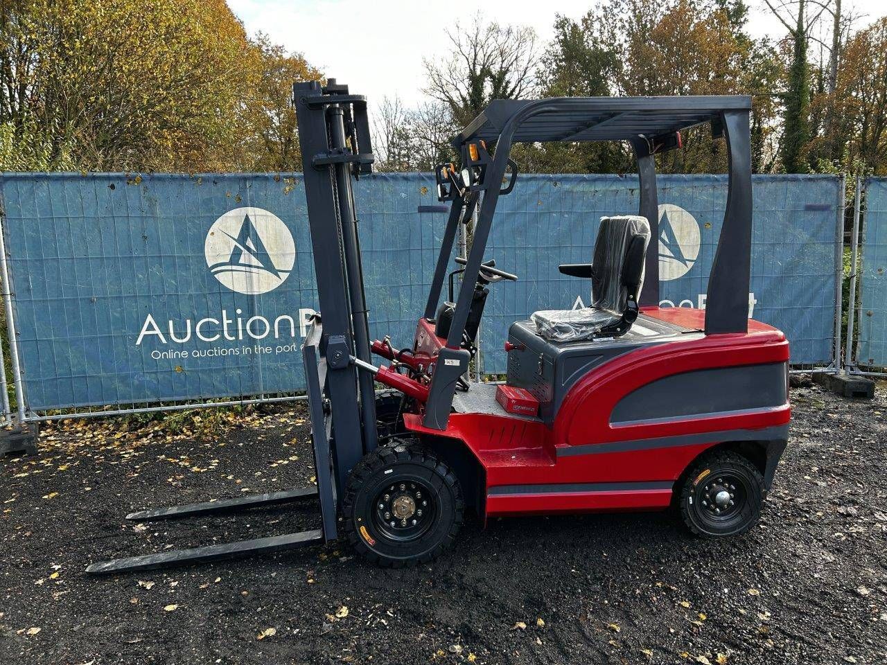 Forklift Beartrac Electric 2000kg New