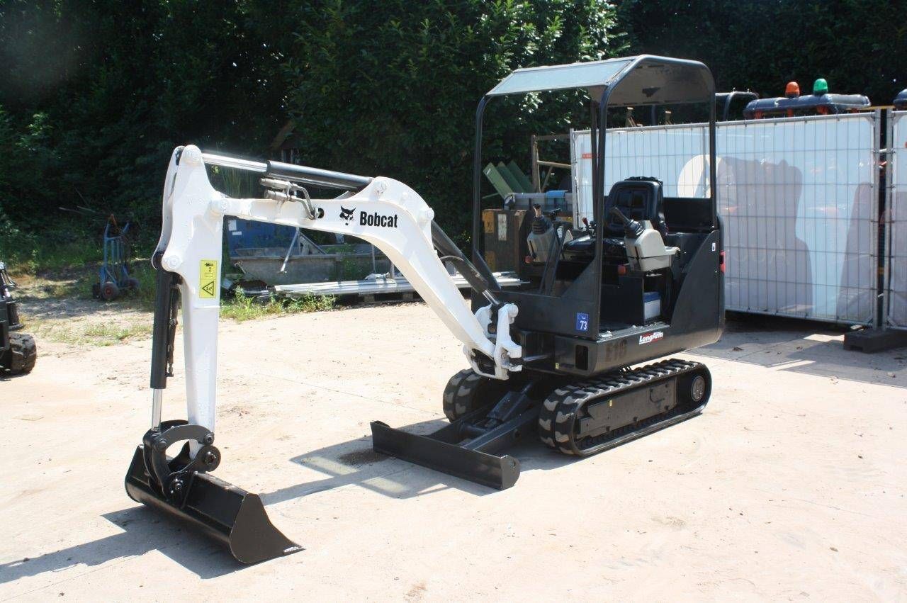 Mini digger Bobcat E16 AEM Diesel