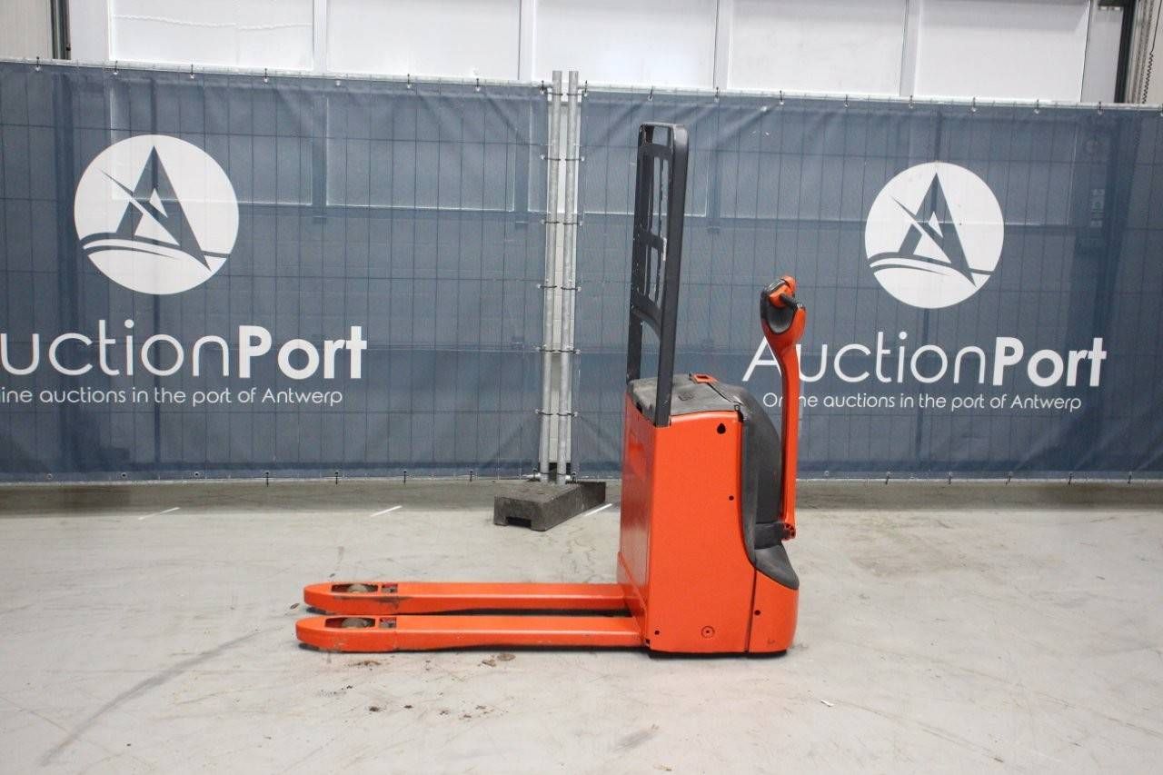 Pallet truck Fenwick-Linde T16 Electric 1600kg 2016