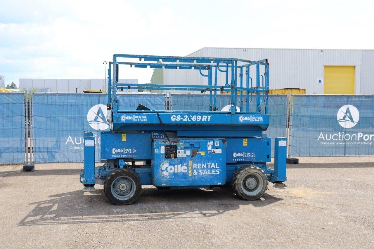Scissor lift Genie GS2669 Diesel 680kg 9.90m 2012