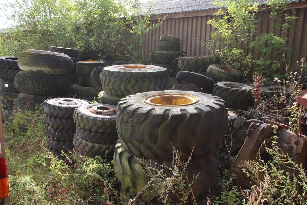 Party Tires