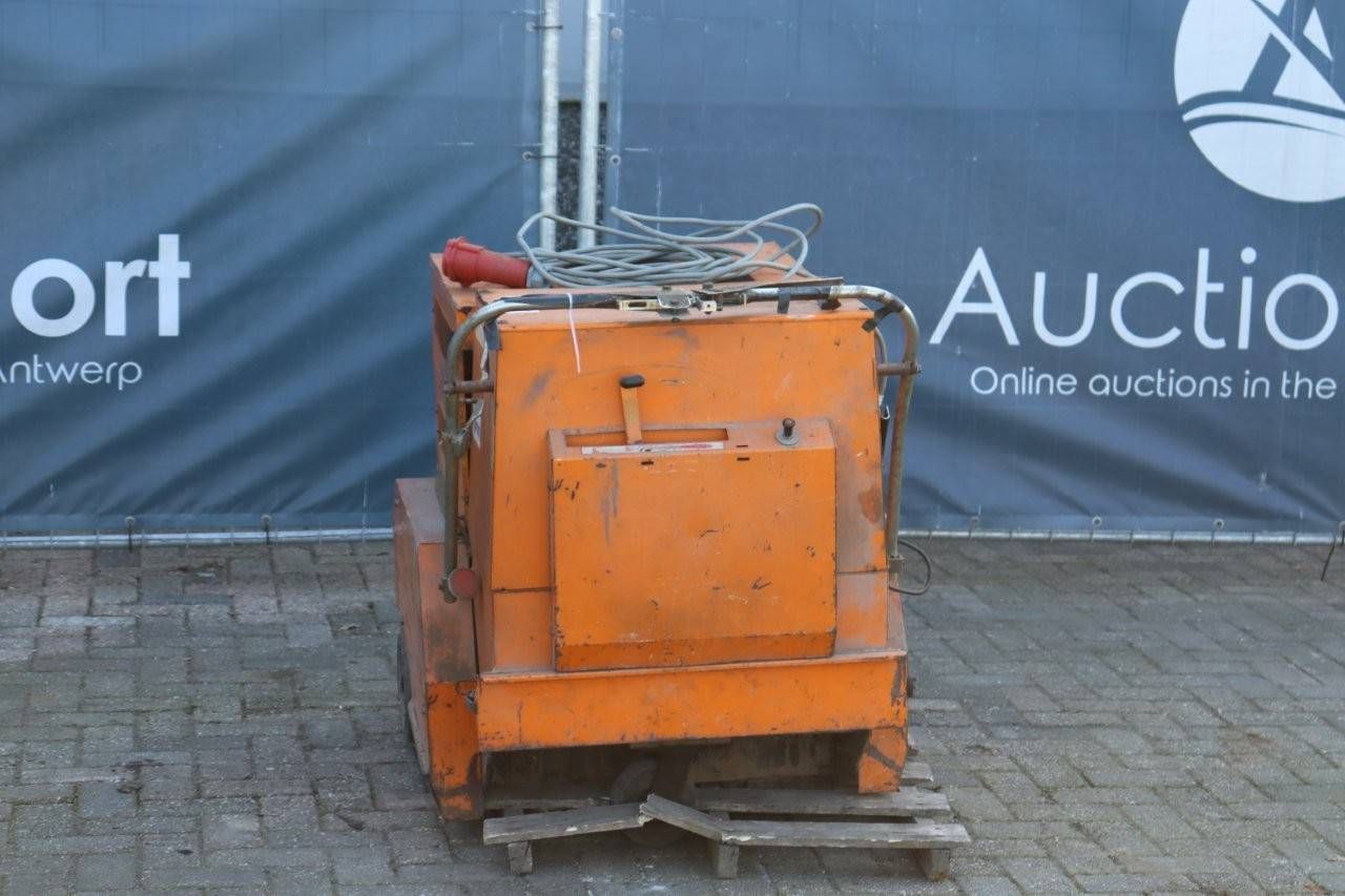 Sweeper 400V Qmac Electric