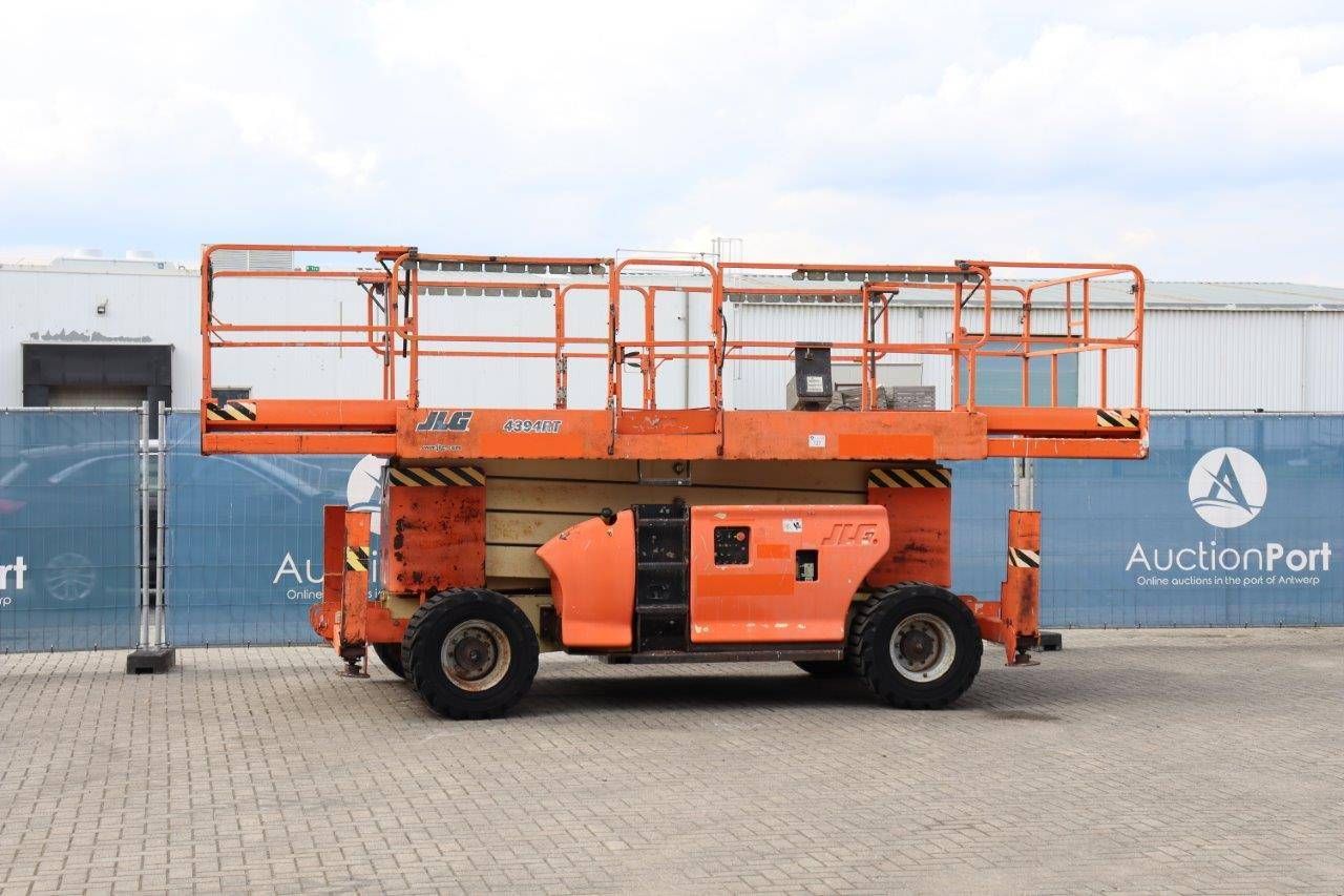 Scissor lift JLG4394RT Diesel 565kg 15.11m 2006