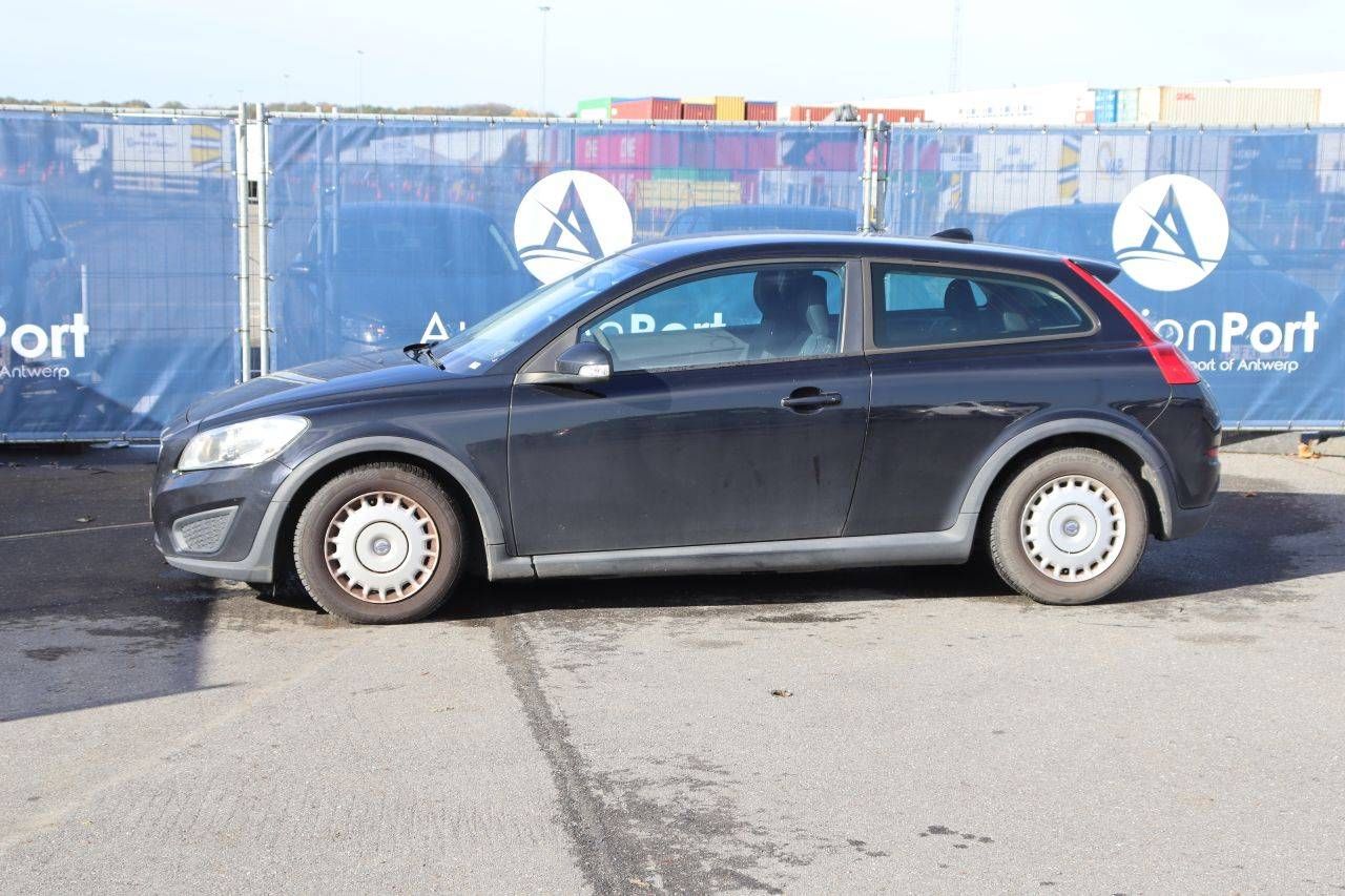 Passenger car Volvo C30 Diesel 115hp 2012 (Margin)