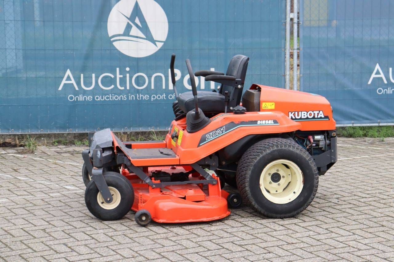 Kubota ZD21 Diesel 21hp Riding Mower