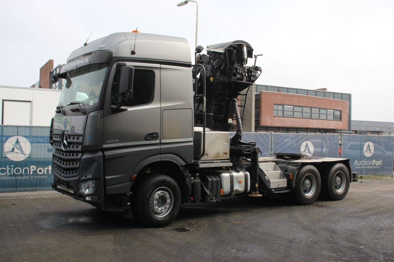 Crane truck Mercedes-Benz Arocs 2858 Diesel 580hp 2019
