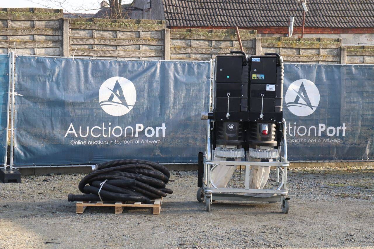 HTC 10iAD Electric Dust Extractor 2011 for concrete and floors