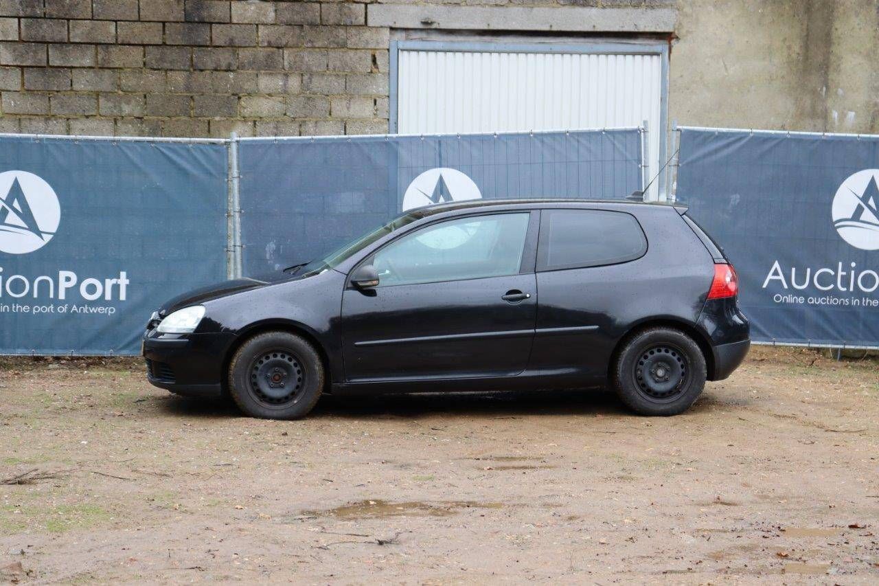 Passenger car Volkswagen Golf FM Trendline Petrol 123hp 2008 (Margin)