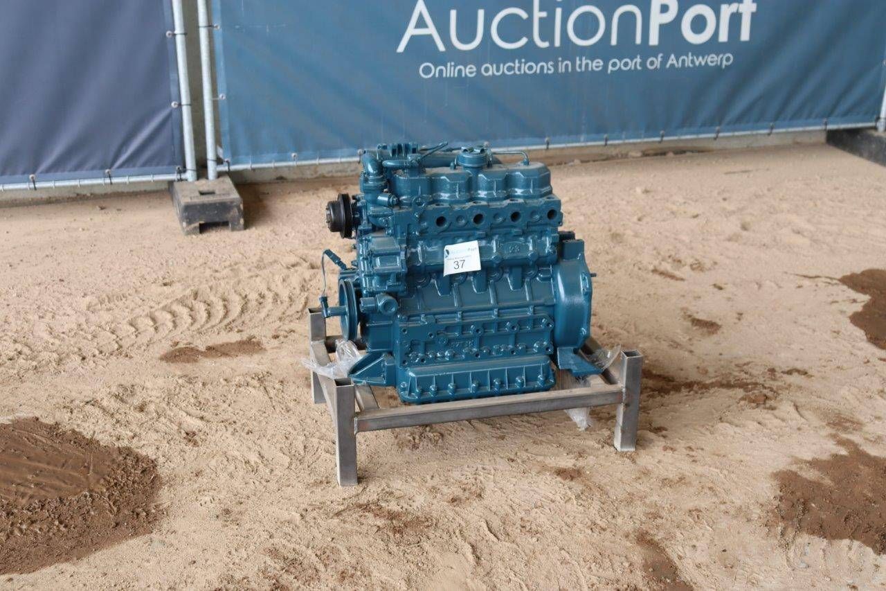 Engine Kubota V2203 Diesel