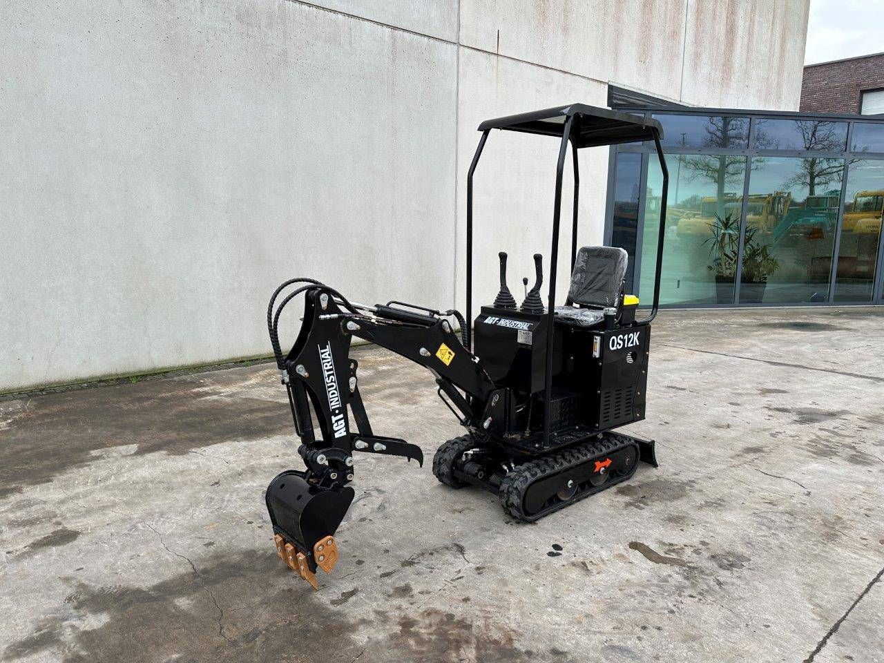Mini digger AGT GS12K Diesel New