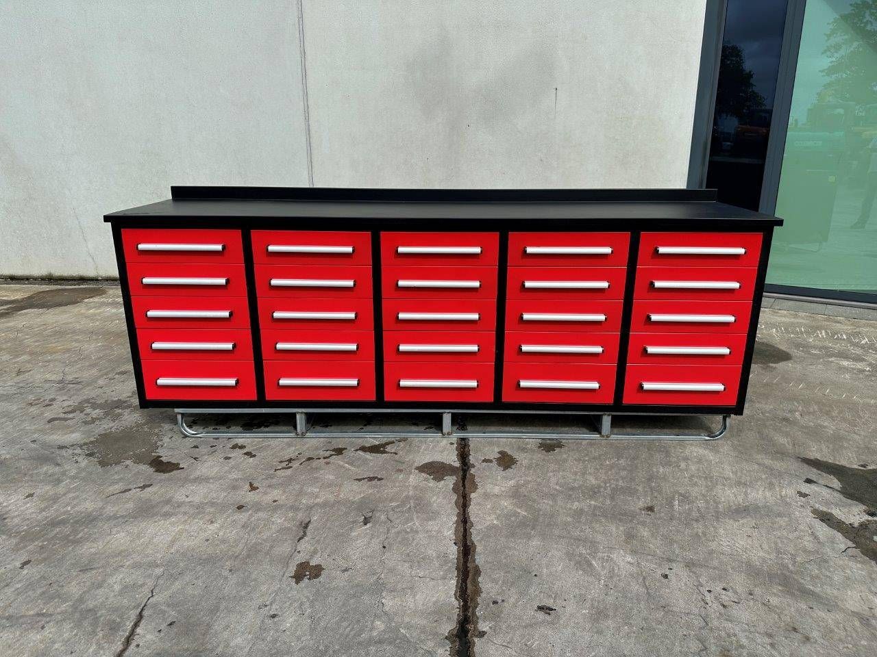 Workshop cupboard 25L New