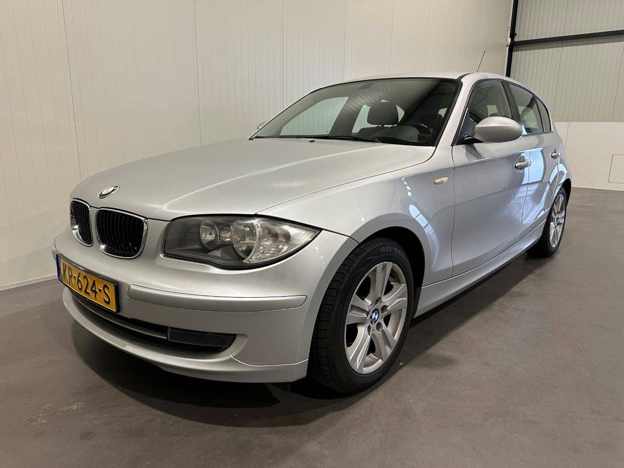 BMW 116i Petrol 122hp 2008