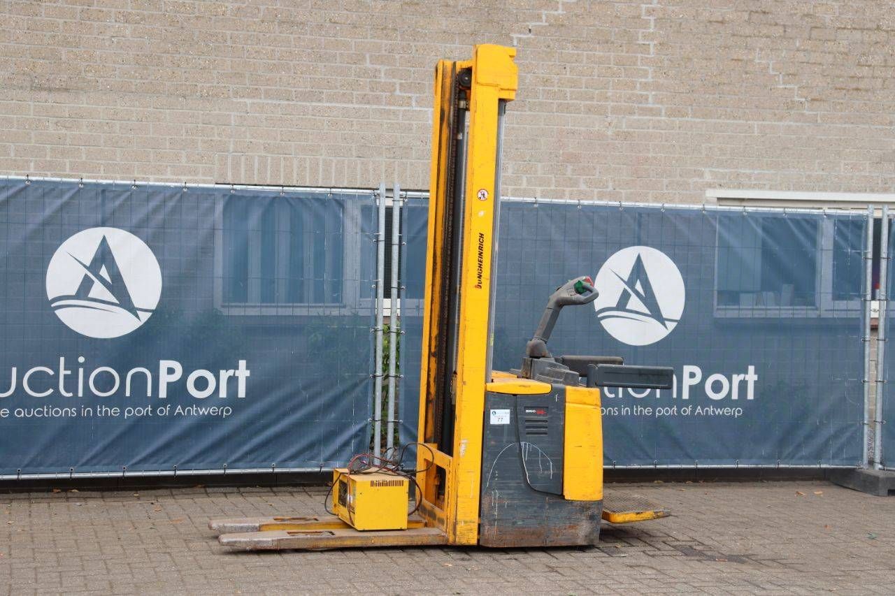 Stacker Jungheinrich ERC14 Electric 1400kg 4.3m