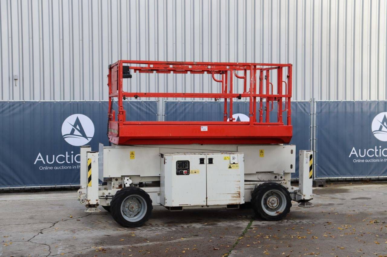 Scissor lift Genie GS 3369 RT Diesel 11.96m 2015