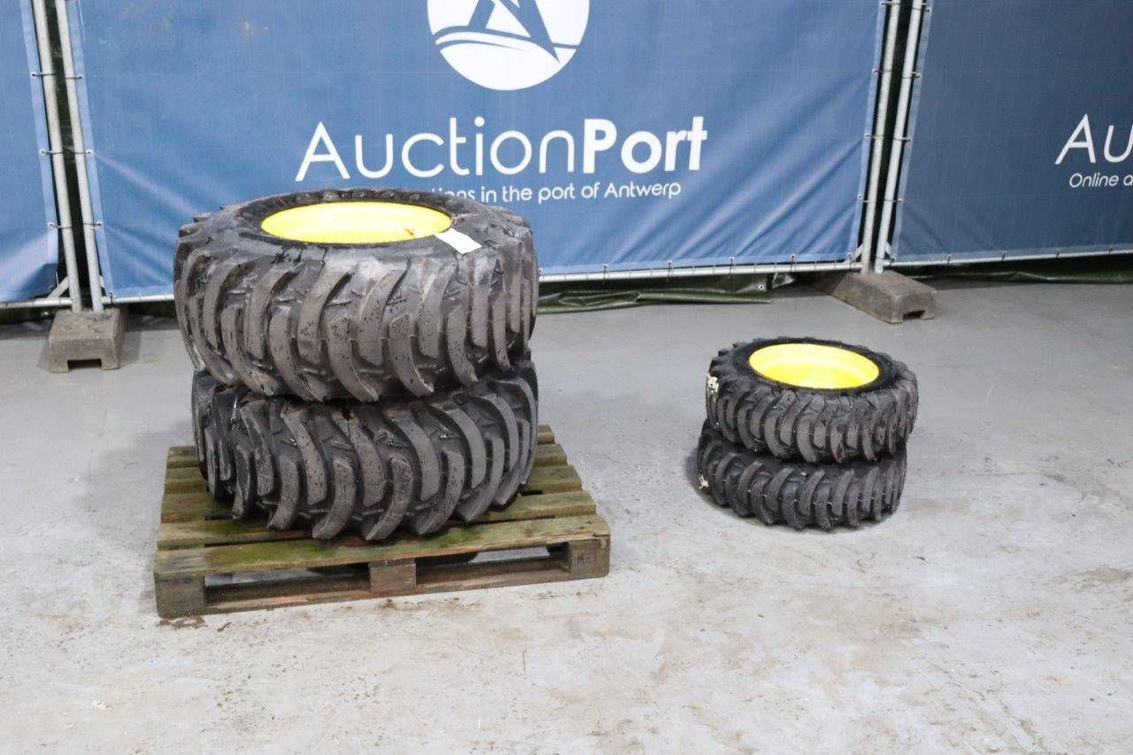 Party Tires Galaxy for Tractor