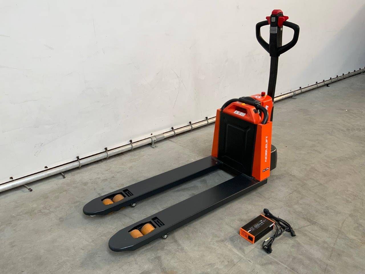 Pallet truck Noblelift Atom PTE15Q Electric 1500kg 2024 New