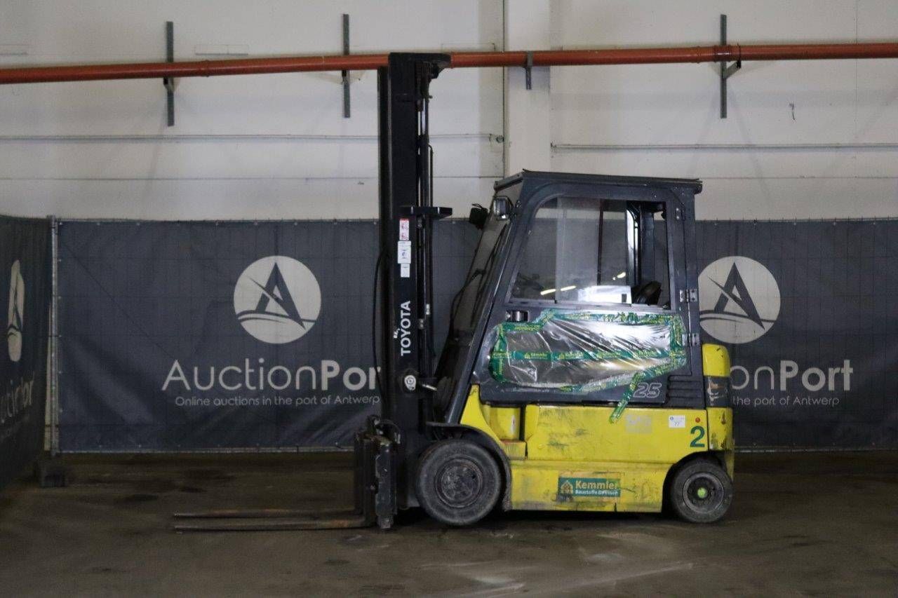 Forklift Toyota 7FBMF25 Electric 2500kg 6.7m 2011