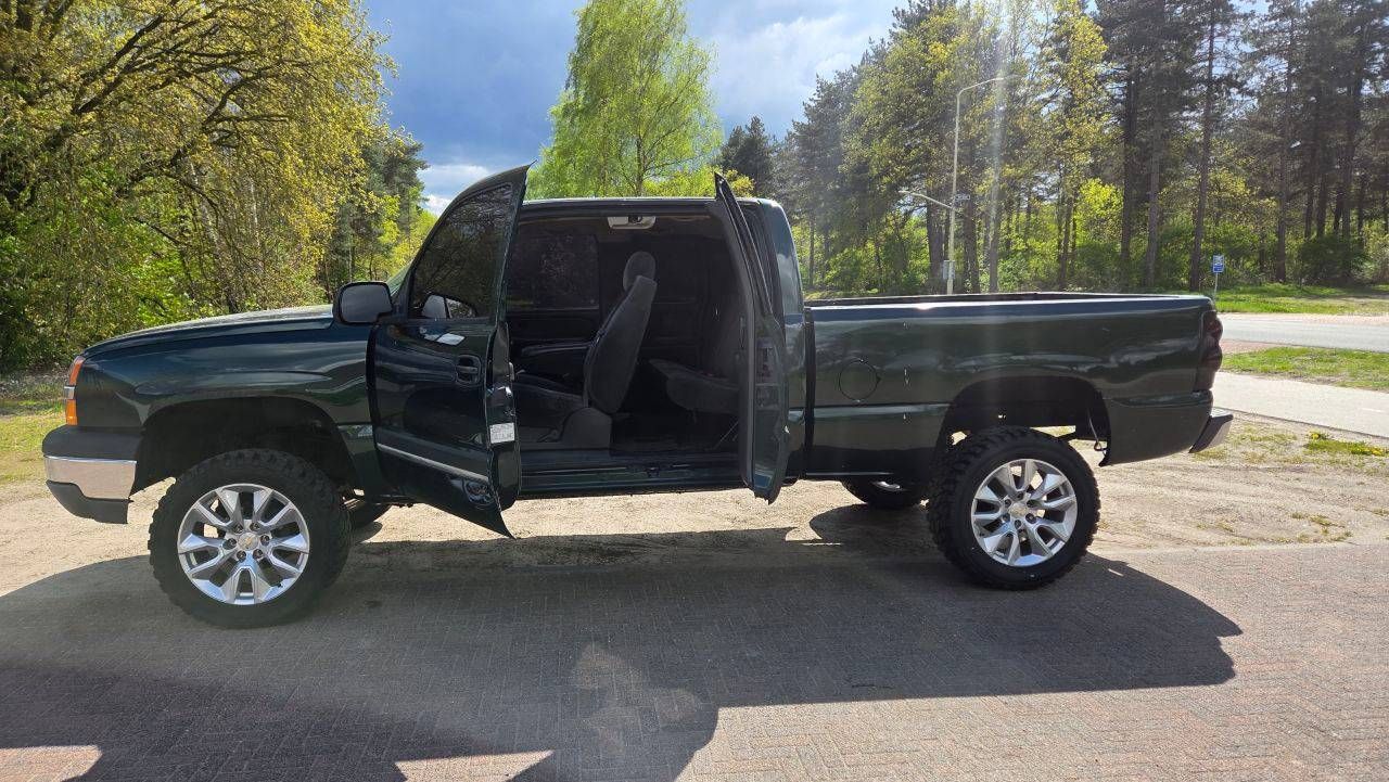 Pickup Chevrolet Silverado Gasoline 2003