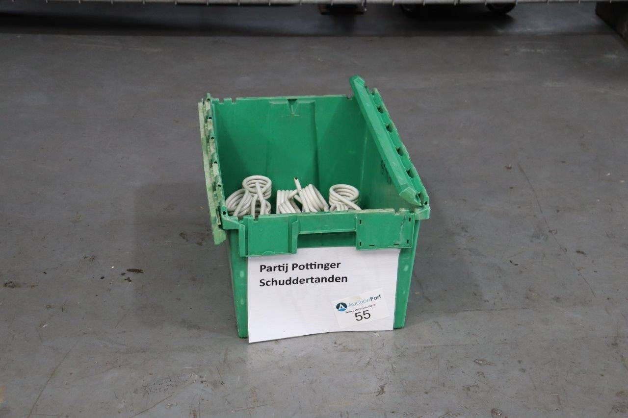 Batch of Pottinger Shaker Teeth