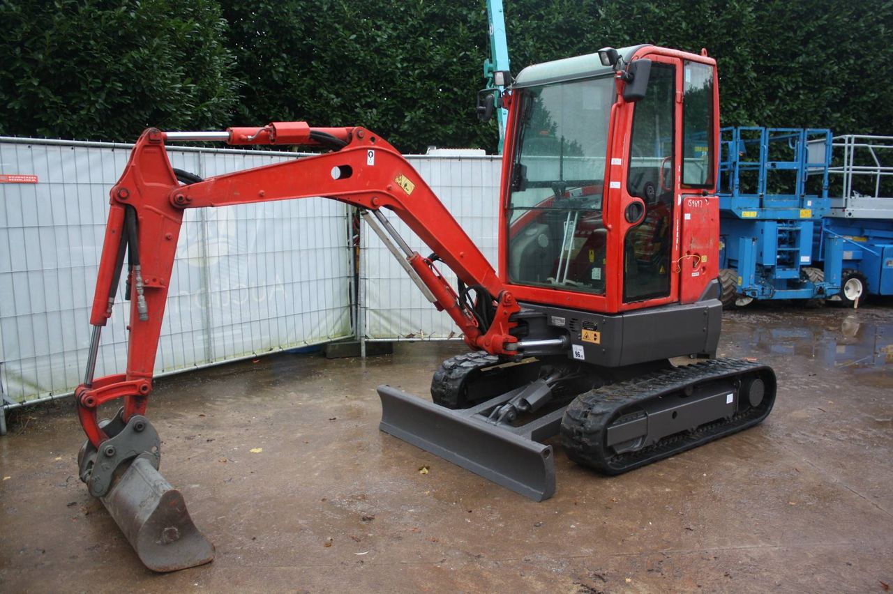 Mini digger Volvo EC25 Diesel 2017