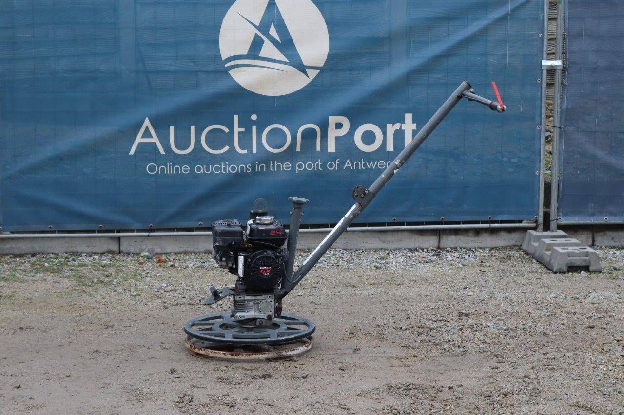 Butterfly machine Wacker Neuson Trowel CT24-4A Petrol 2016