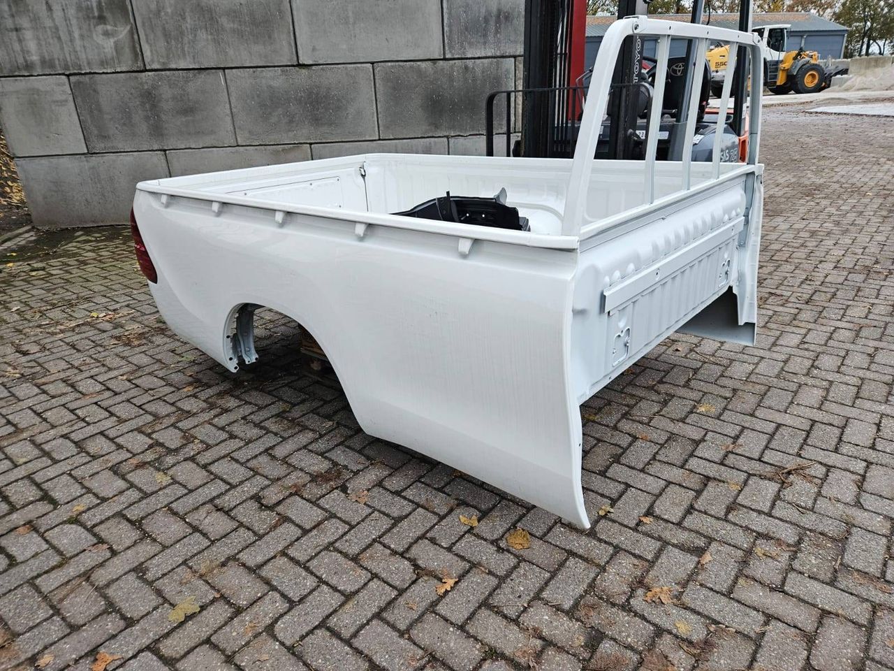 Toyota Hilux loading platform for single cabin New