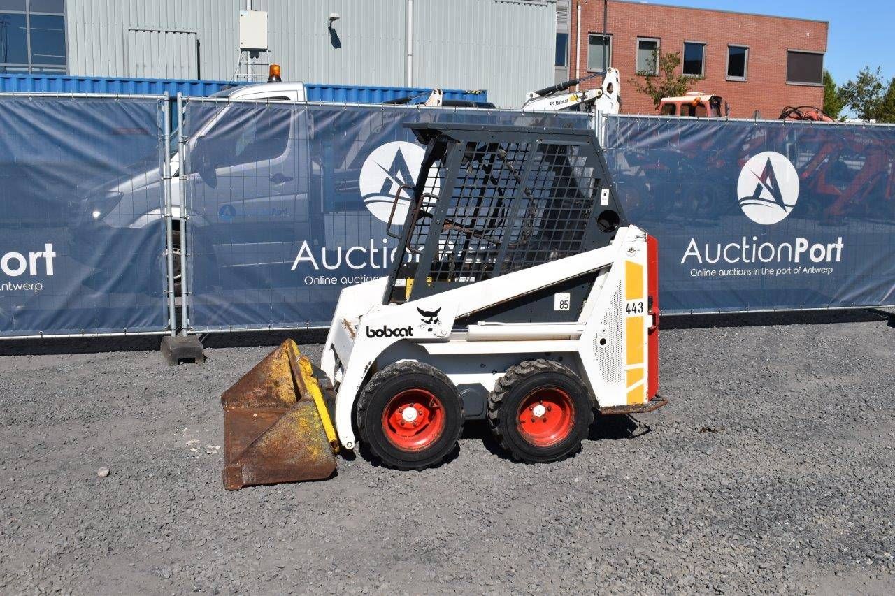 Skid steer loader Bobcat 443 Diesel