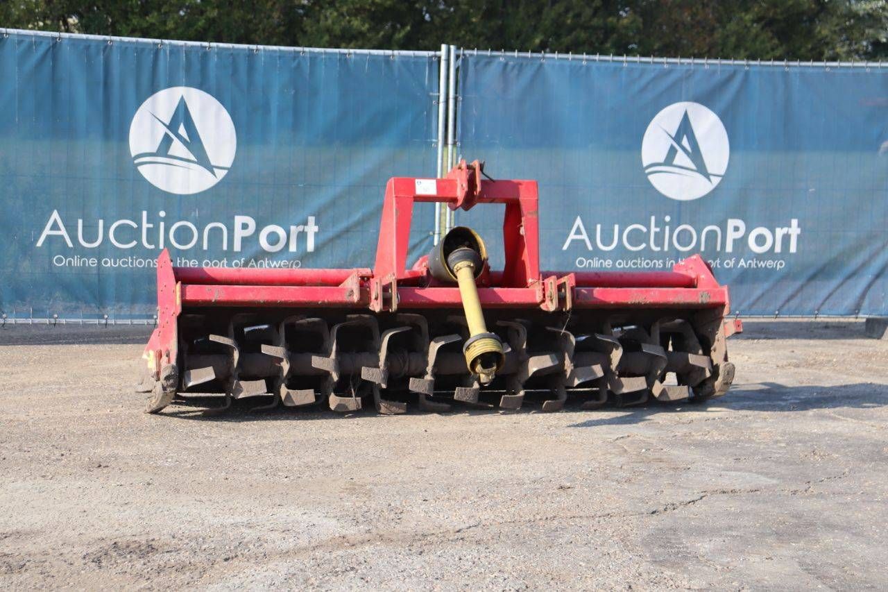 Tulip tiller with PTO