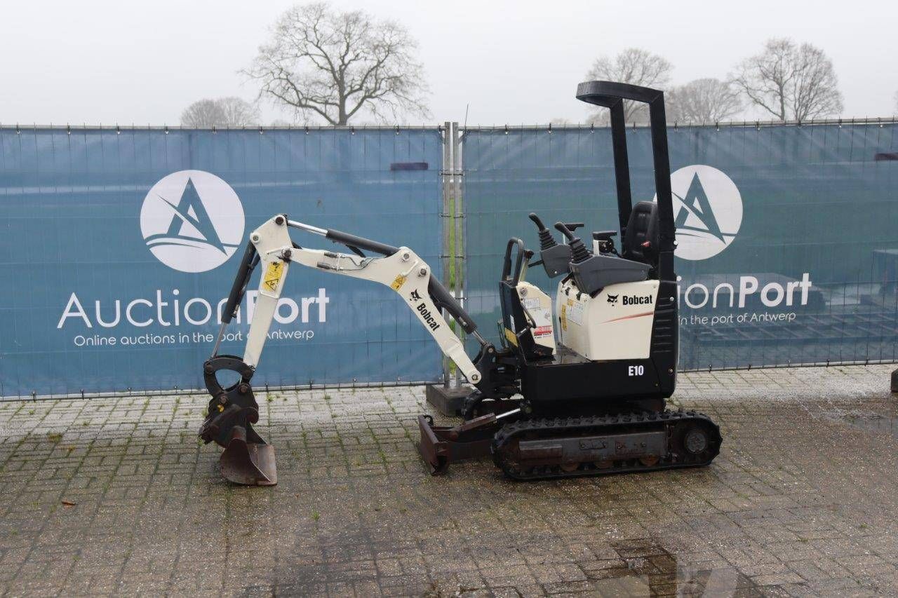 Mini excavator Bobcat E10 Diesel