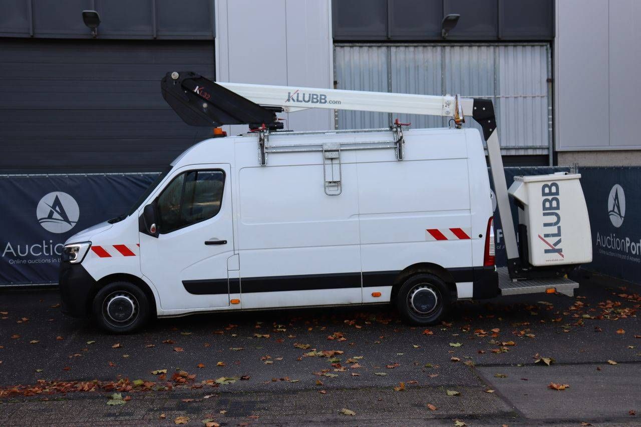 Renault Master Diesel Van 145hp 2021 com Plataforma Elevatória
