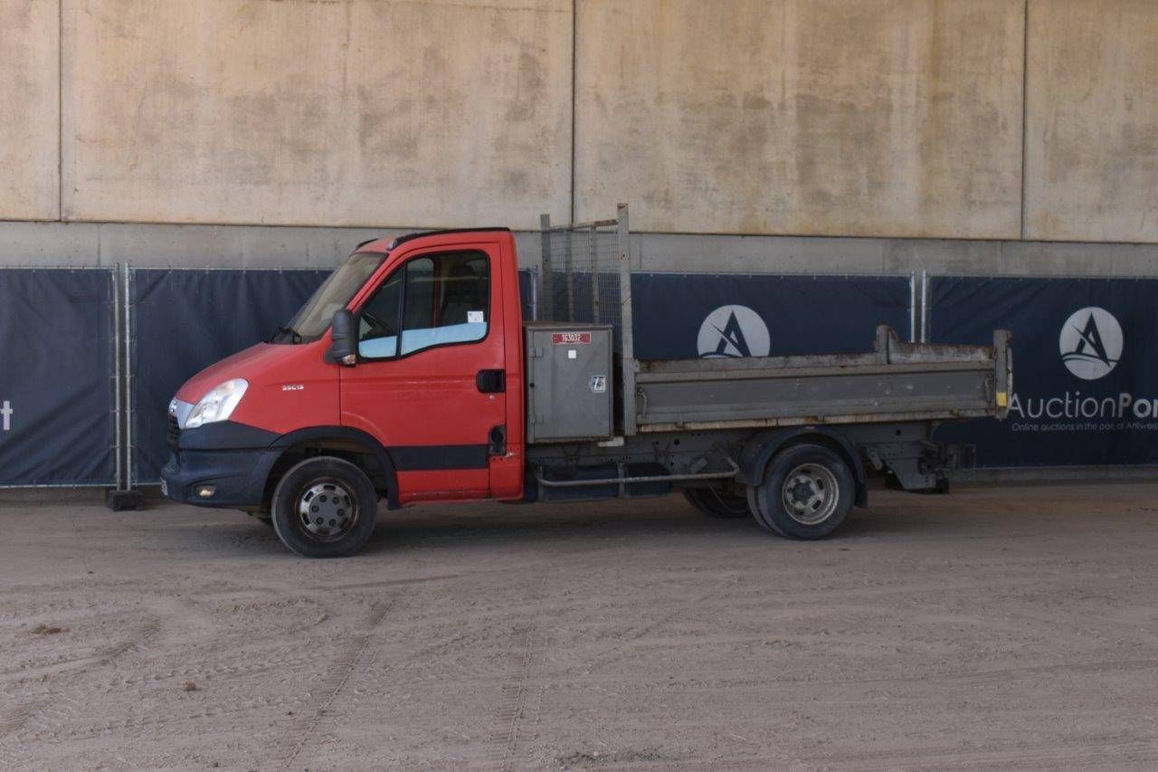 Van Tipper Iveco Daily 35C13 2014