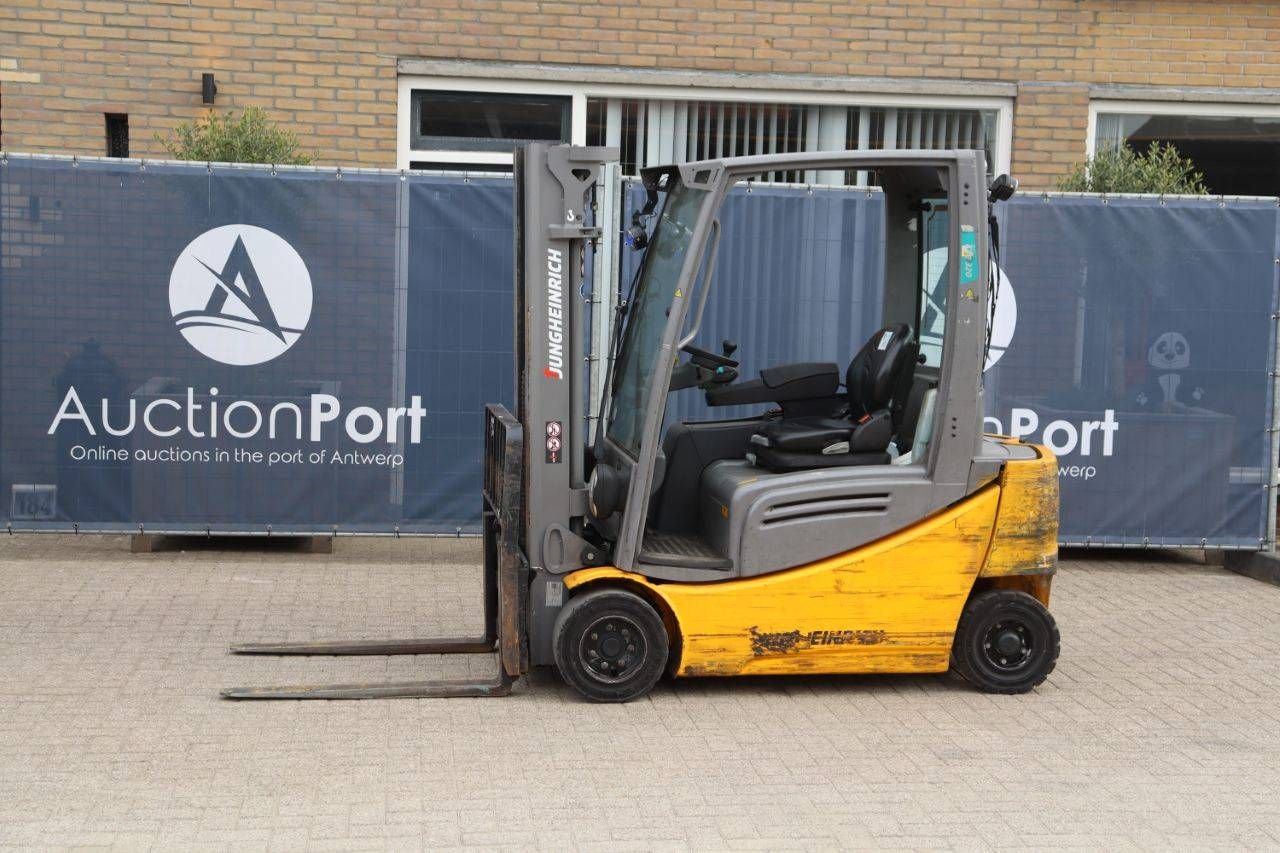 Forklift Jungheinrich EFG 320 Electric 2000kg 4.4m 2019