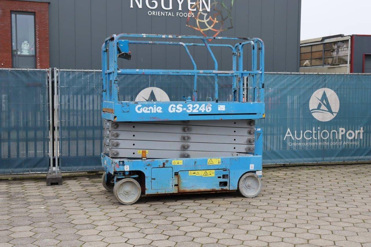 Scissor lift Genie GS-3246 Electric 11.75m