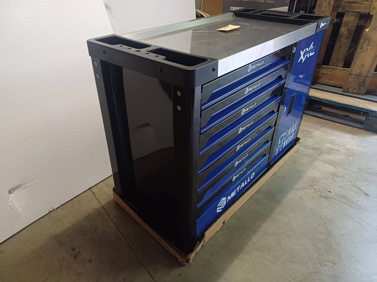 Metallo Tool Trolley with Tools New