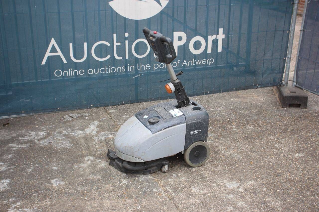 Scrubbing machine Nilfisk SC351 Electric 500W 2018