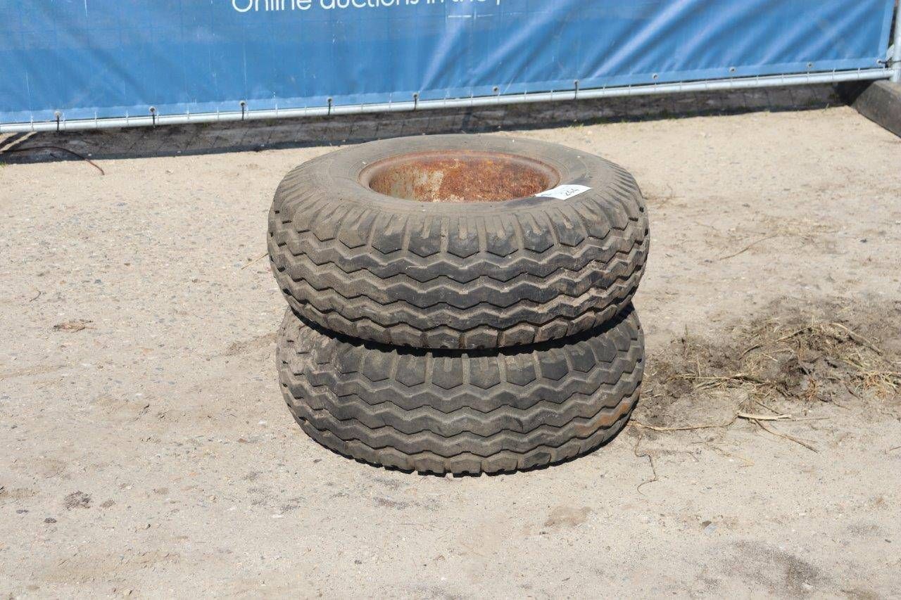 Tires Everest 11.5/80-15.3