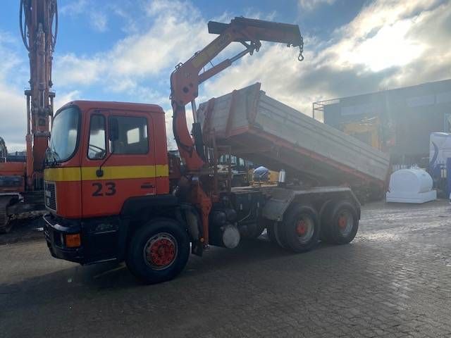 Tipper Truck MAN 26.332 6x4 Diesel 1990 with Crane
