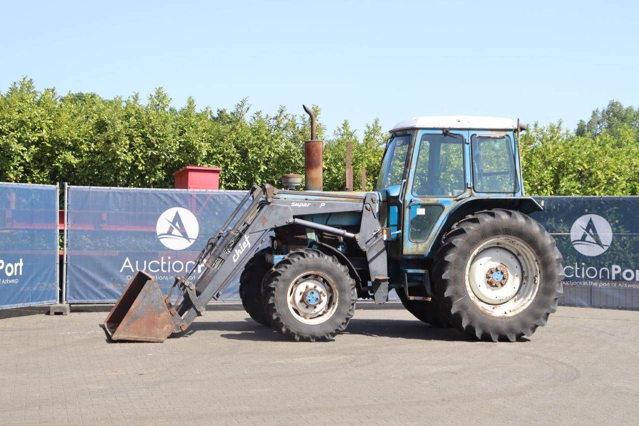 Ford 7700 Diesel Tractor 1978 with front loader (Margin)