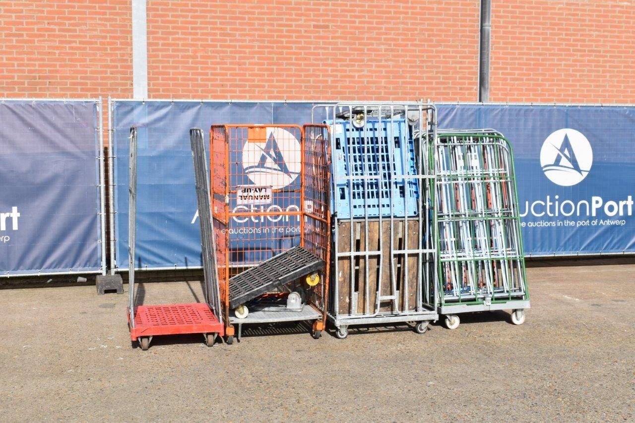 Lot of metal carts
