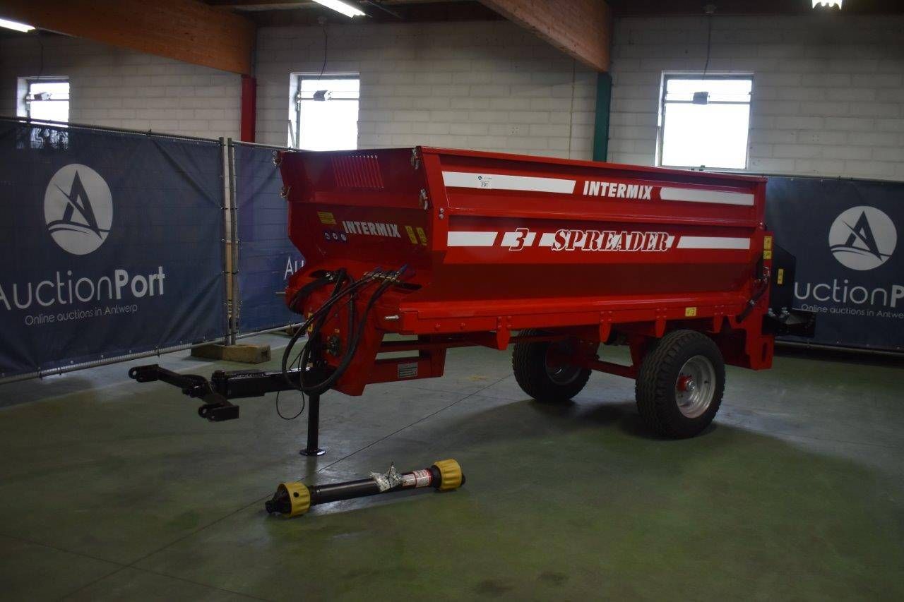 Plantation Manure wagon New with Cardan