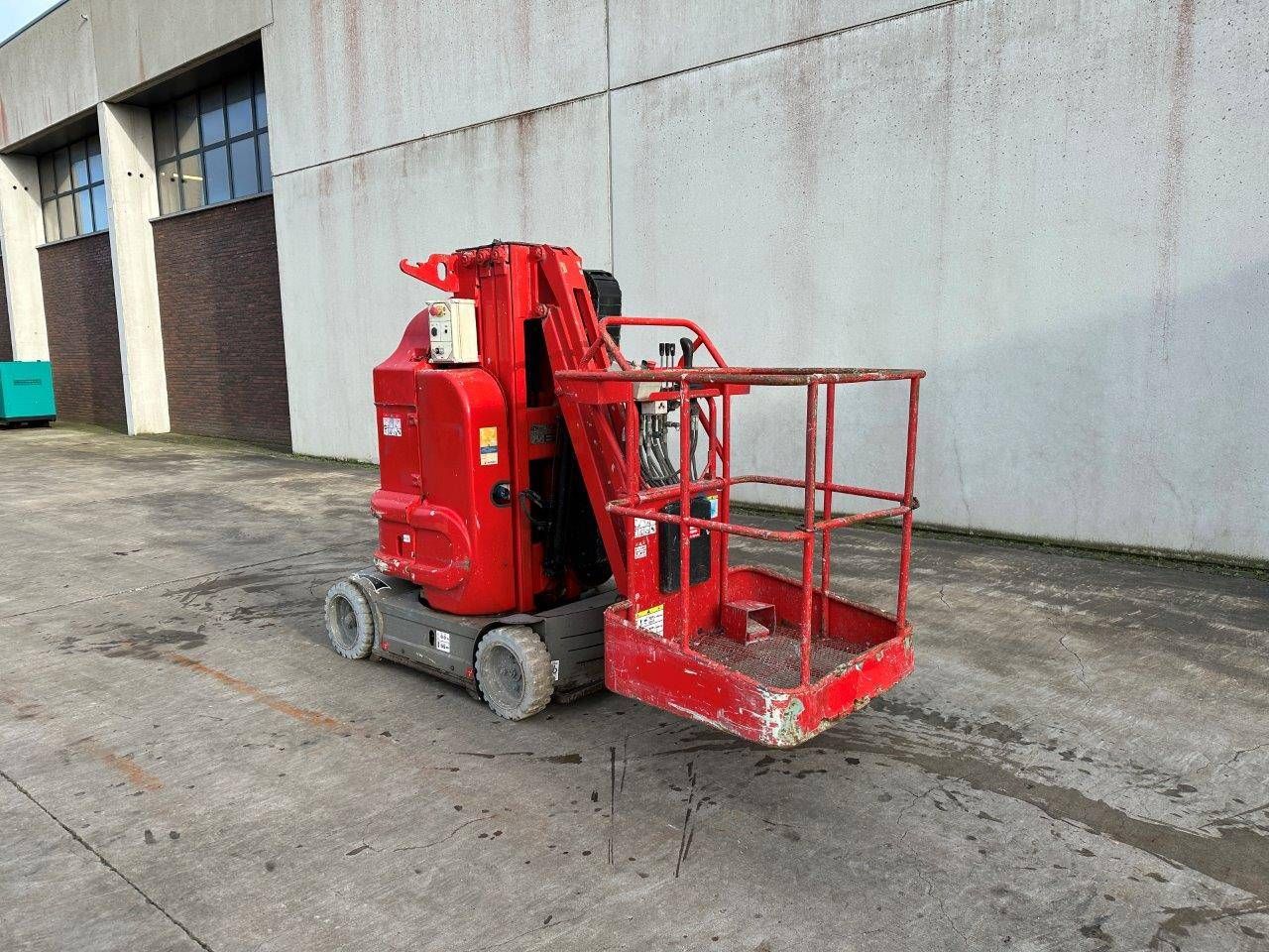 Mast lift ATN Piaf 880R Electric 8.8m